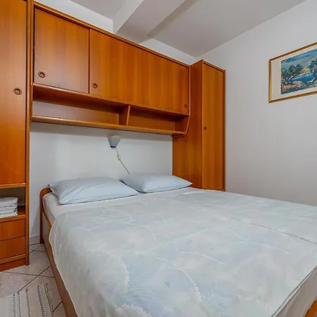 Apartment Dusanka Dramalj