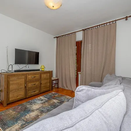 Dusanka Apartment