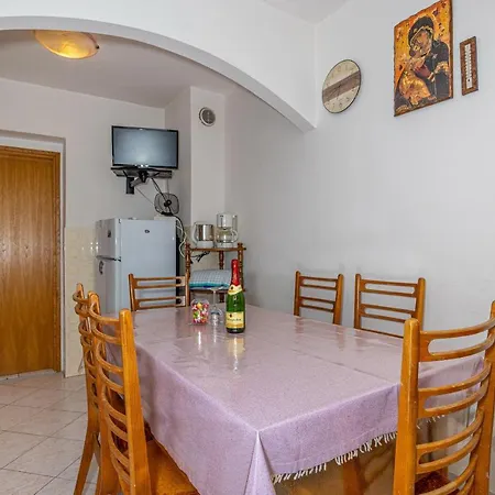 Apartment Dusanka *